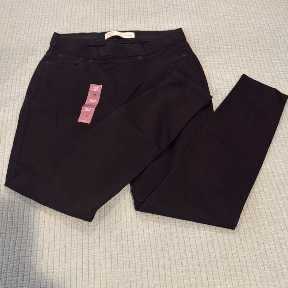 NWT Levi's Gold Label Pull on Skinny Jeans Jeggings Black 12M